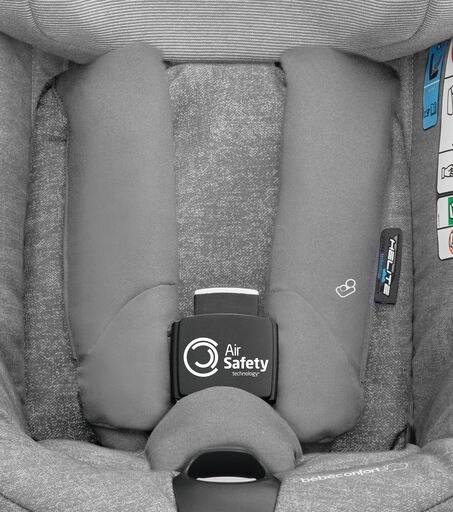Автокресло детское Maxi-cosi Axissfix Air Автокресло оборудовано парой подушек безопасности в плечевой области.  - фото2