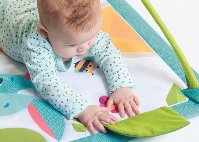 Развивающий интерактивный коврик TINY LOVE  